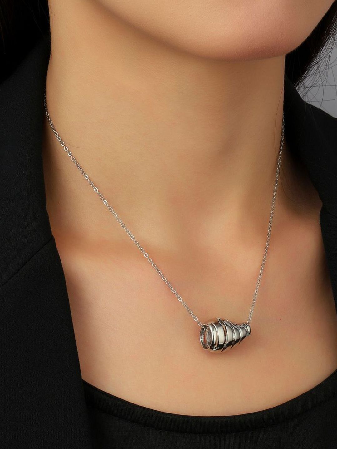 SALTY Women Minimal Necklace