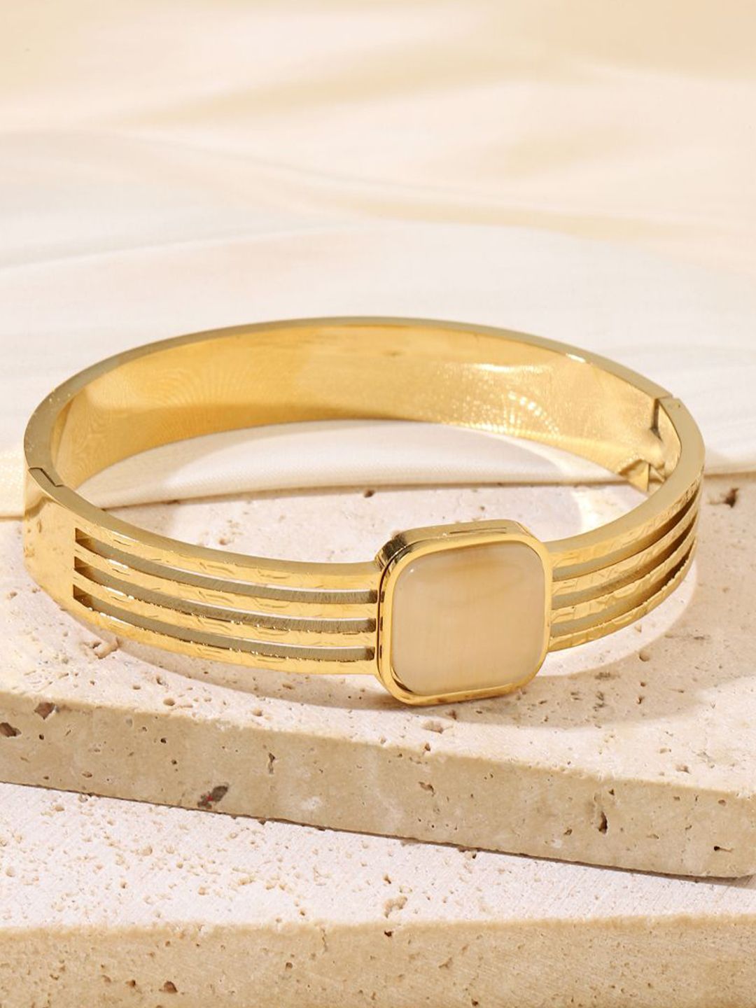 SALTY Stainless Steel Bangle Style Bracelet