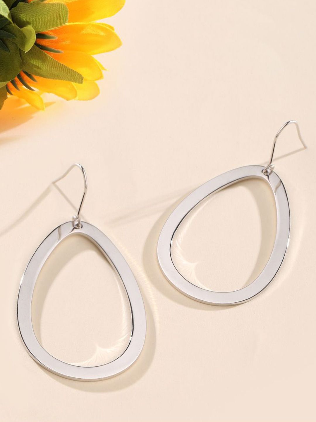 SALTY O' Oranate Oval Drop Earrings