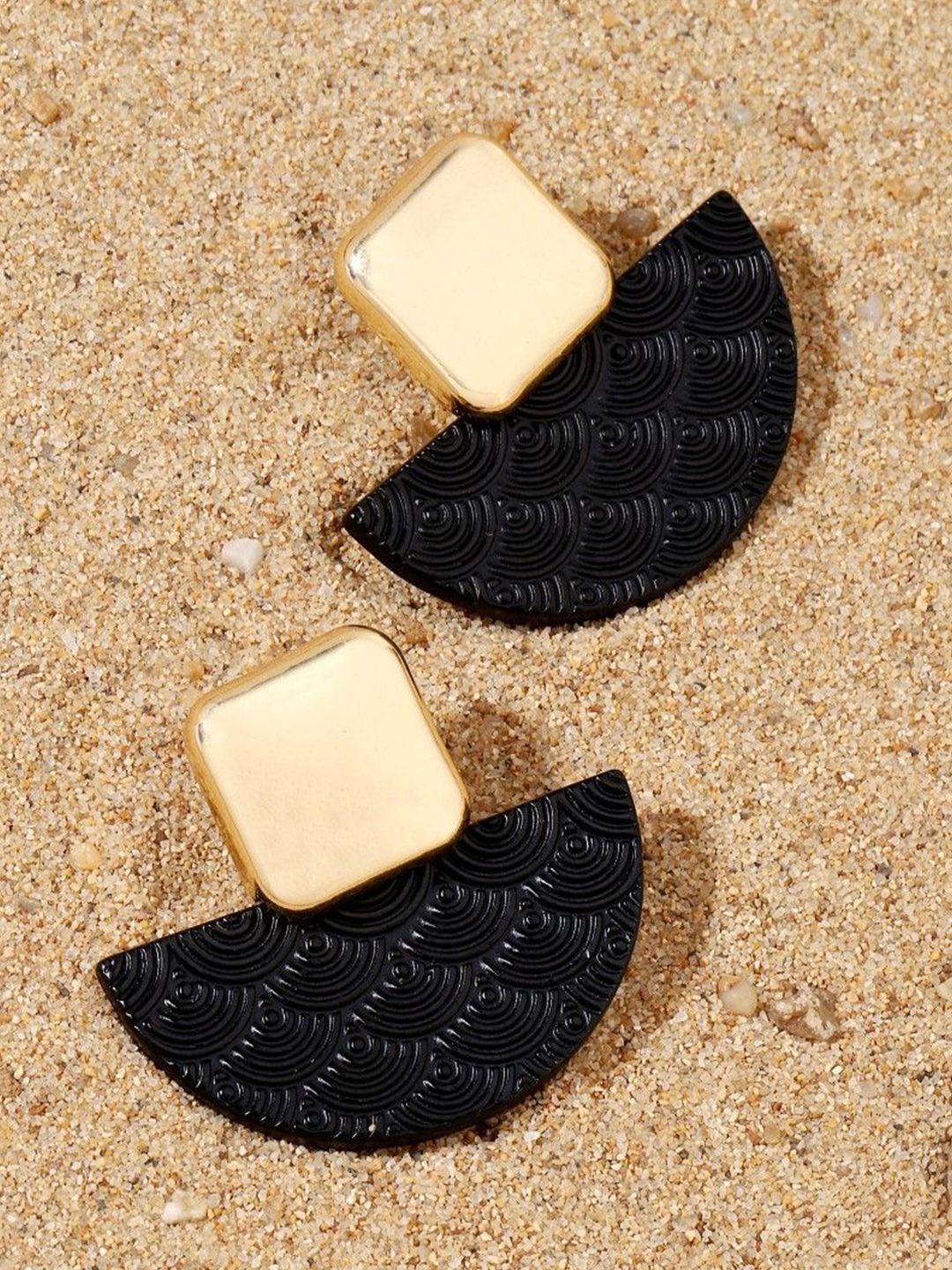 SALTY Lush Square Shaped Studs
