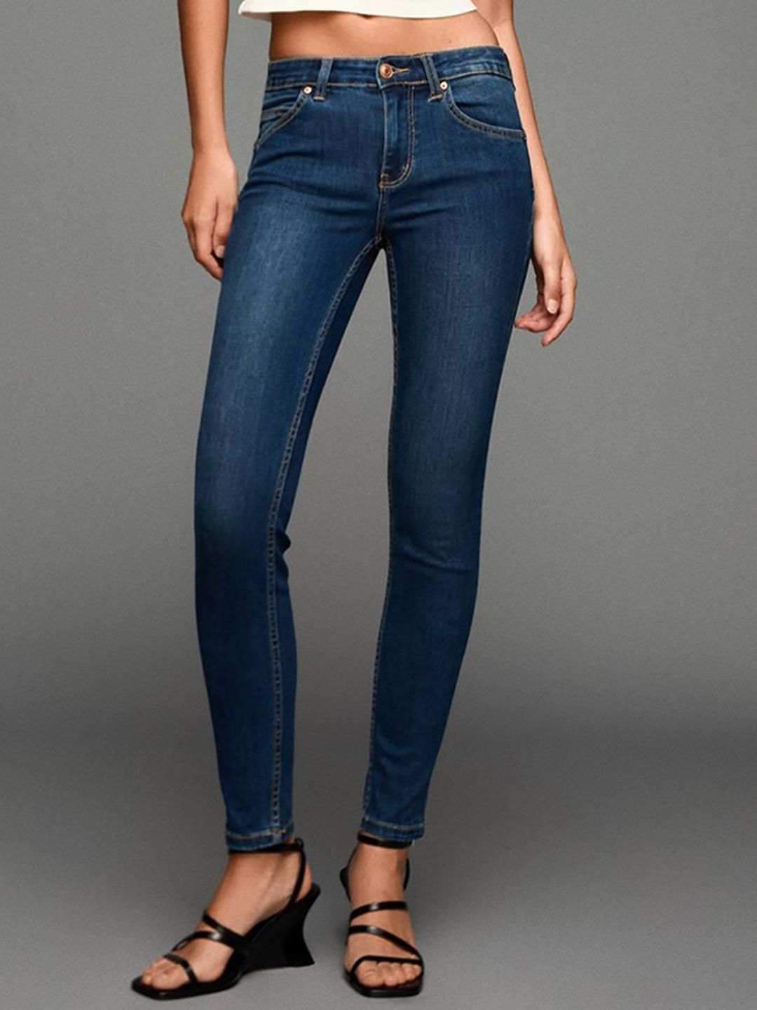 Women Push-up skinny jeans