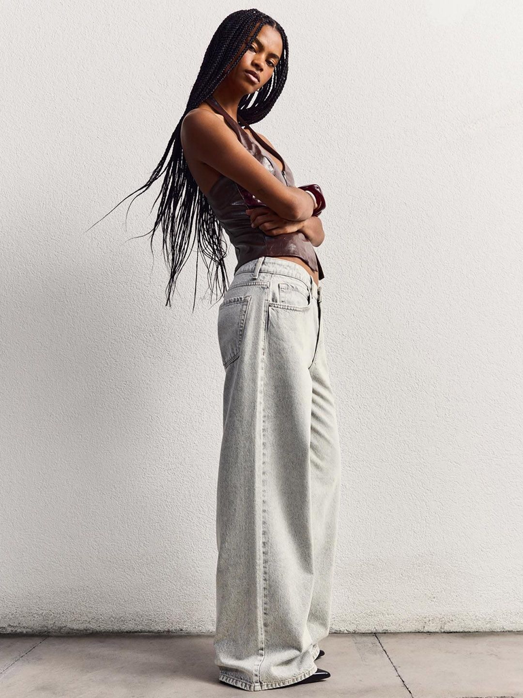 Wide-Leg Jeans