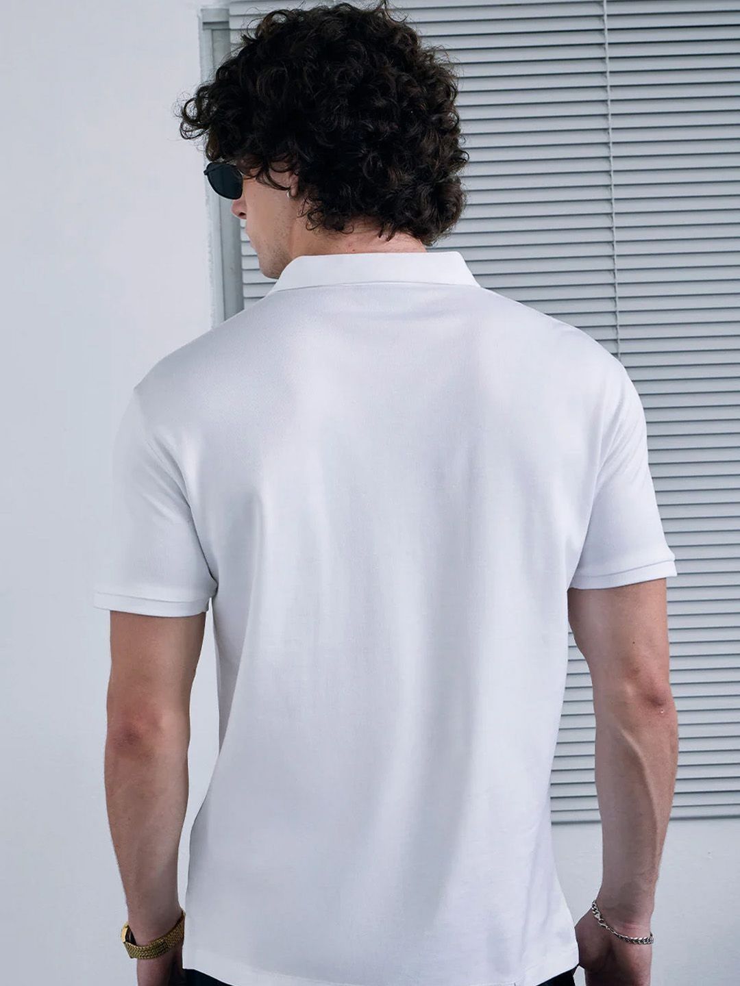 Men Solid Polo Collar T-shirt
