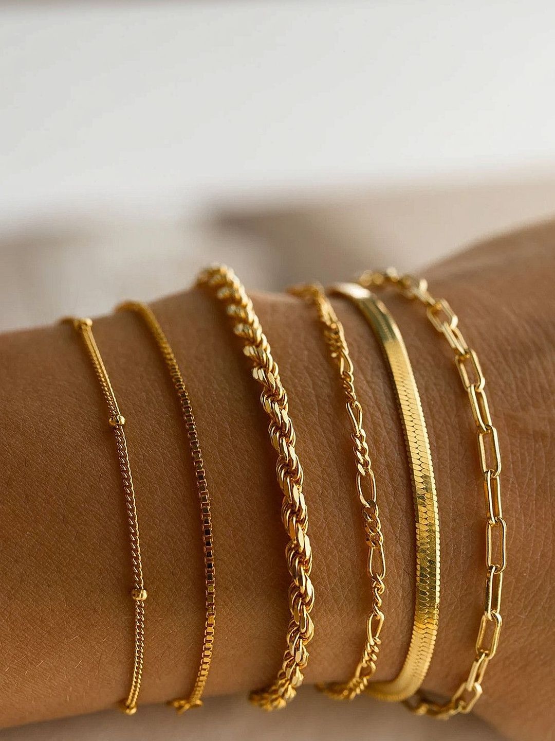 Women 6 Gold-Plated Armlet Bracelet