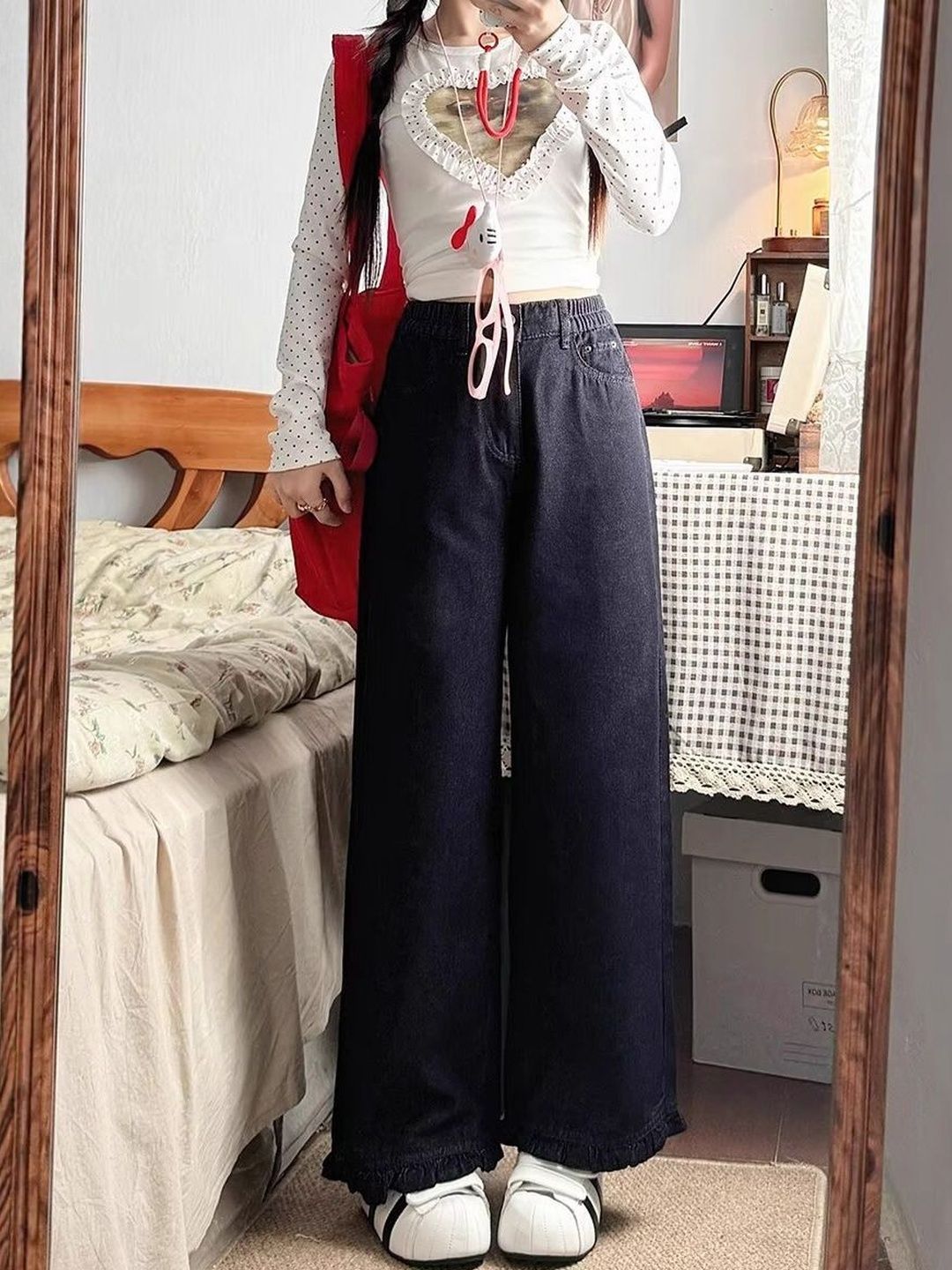 Women Straight Fit Mid-Rise Jeans