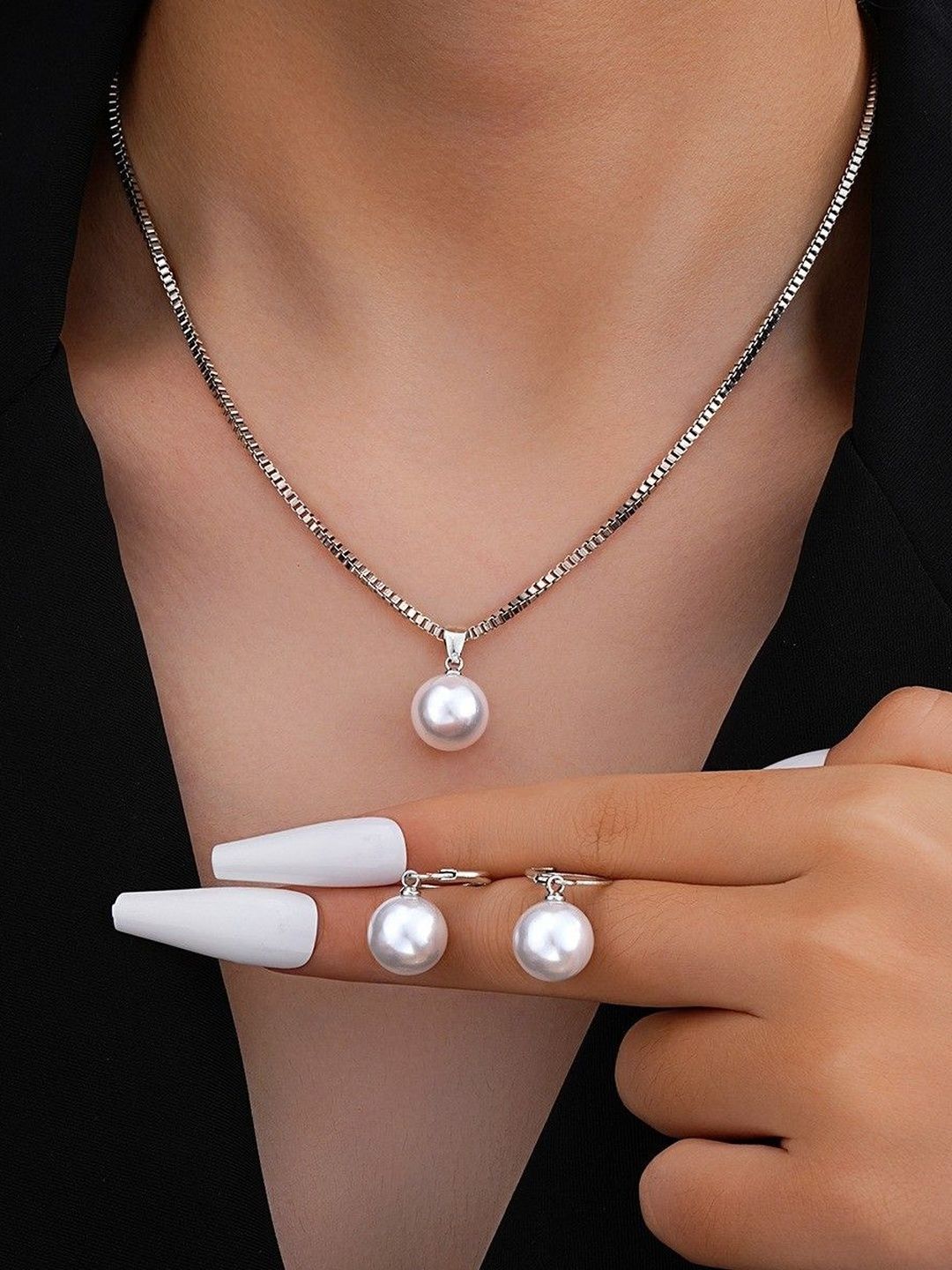 Silver-Plated Beaded Studded Jewellery Set