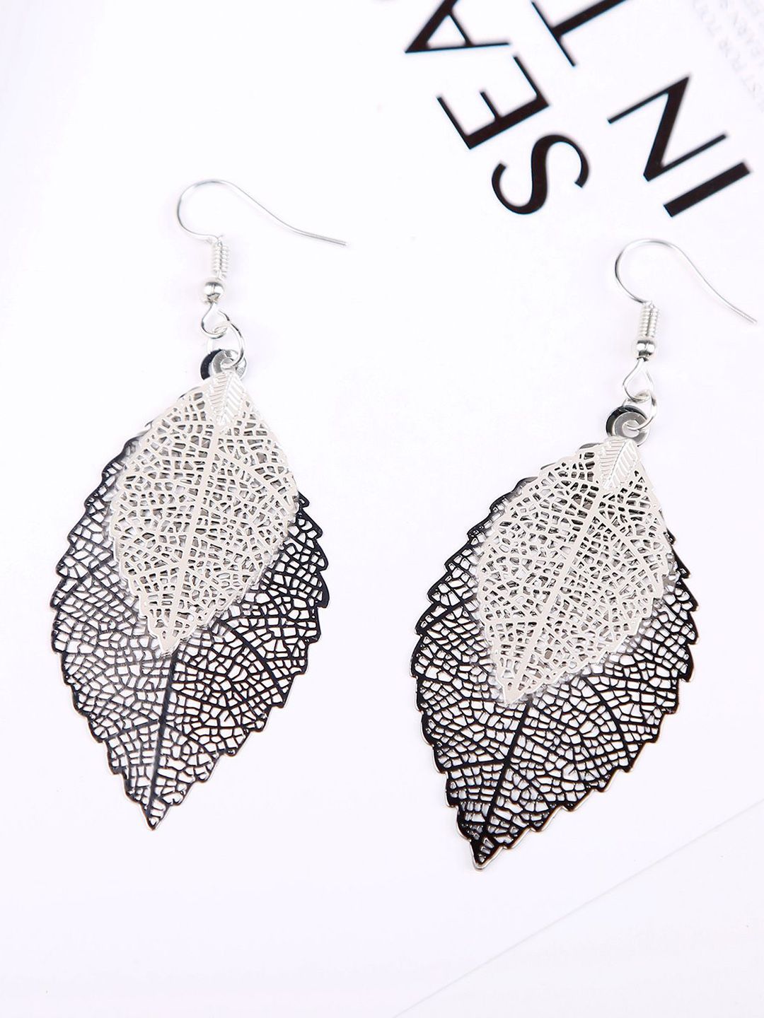 Silver-Plated Leaf Shaped Chunky Drop Earrings