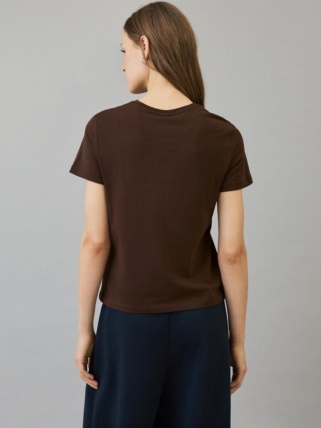 Basic short sleeve T-shirt