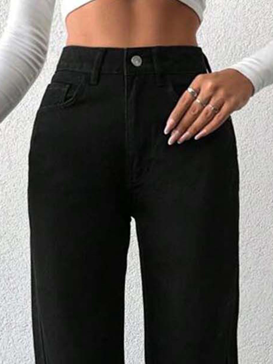 Women Straight Fit High-Rise Stretchable Jeans