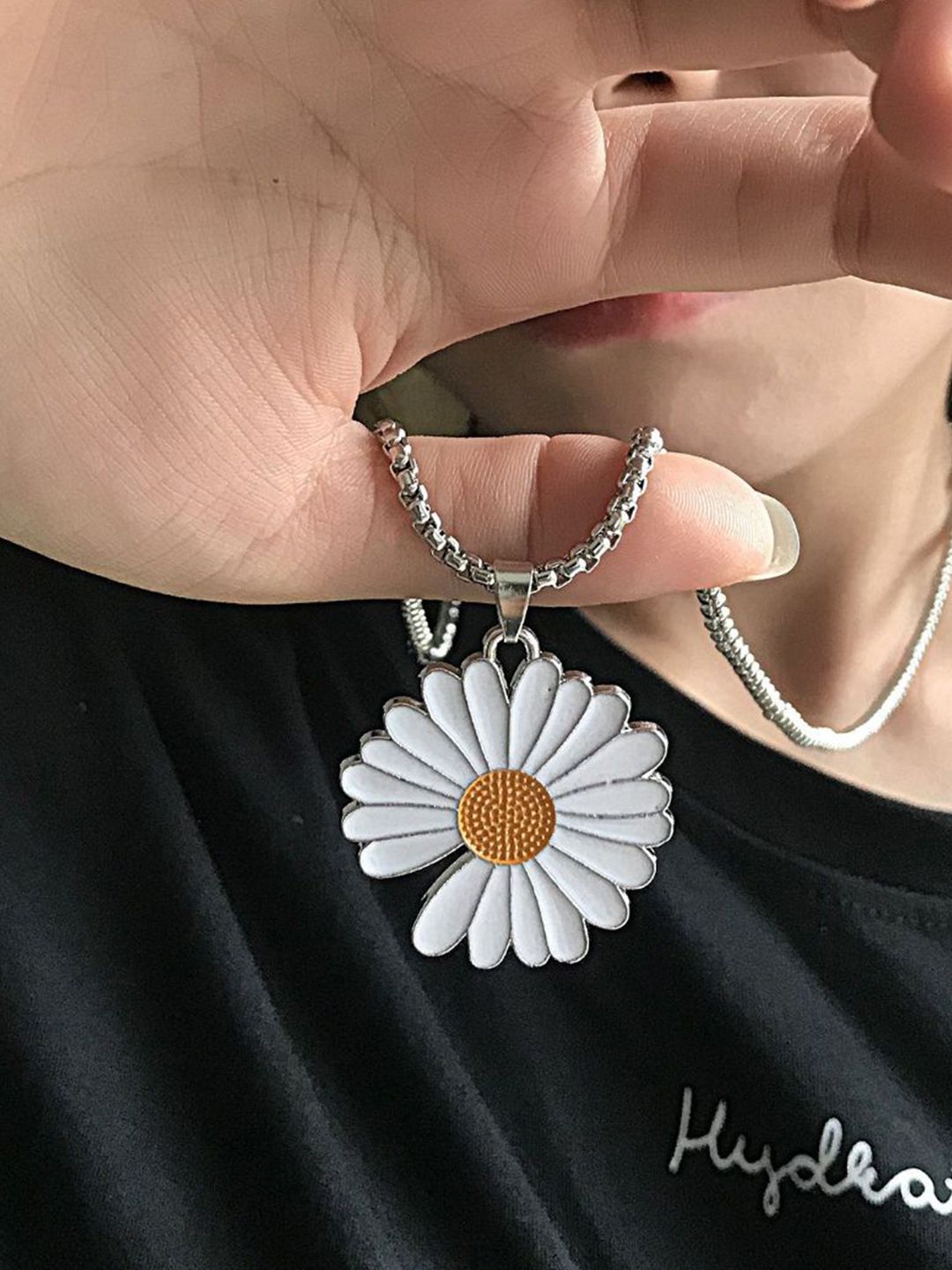SALTY Pack of 2 Men Snowdrop Necklace