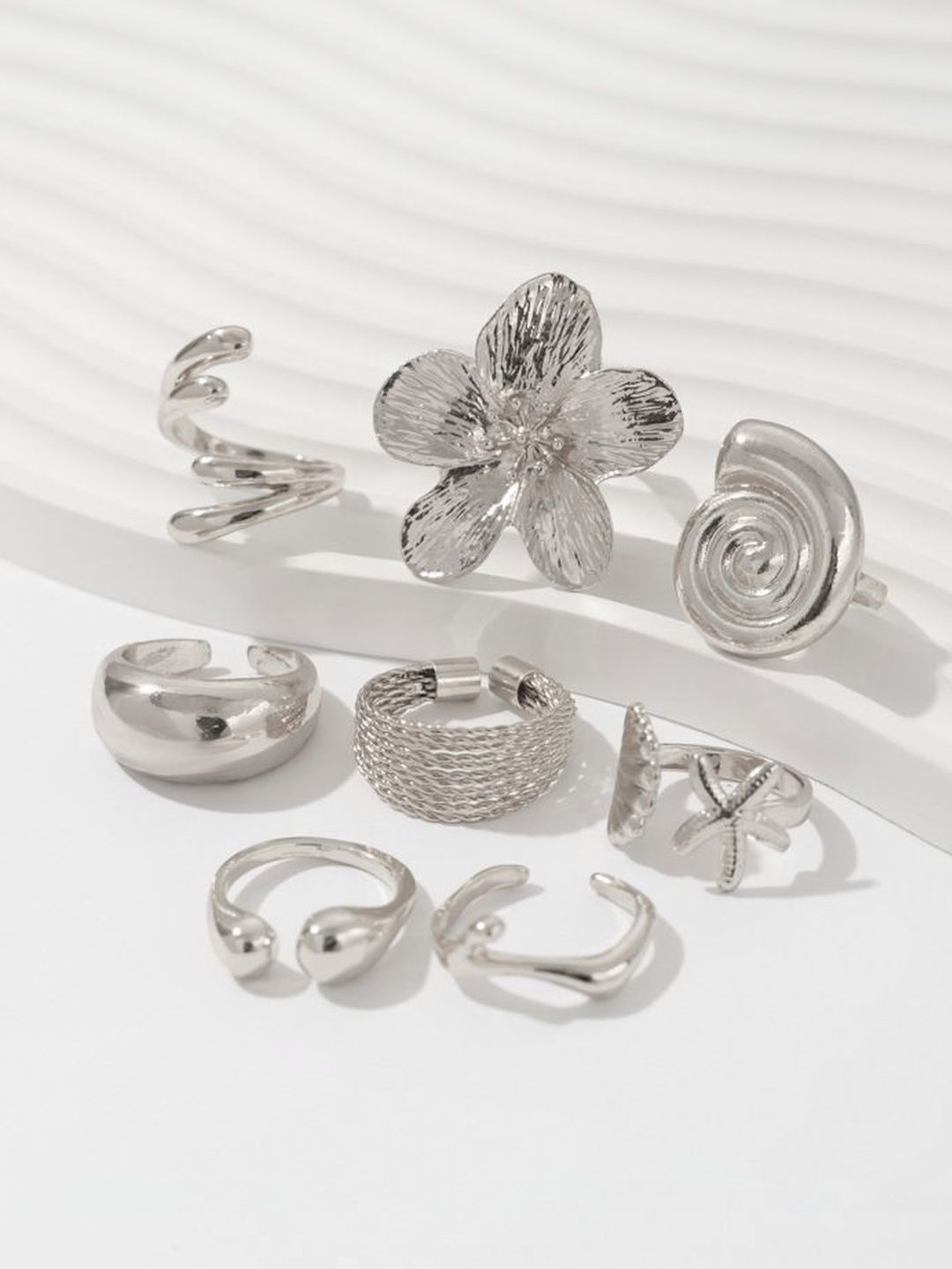 Set of 8 Silver-Plated Finger Ring