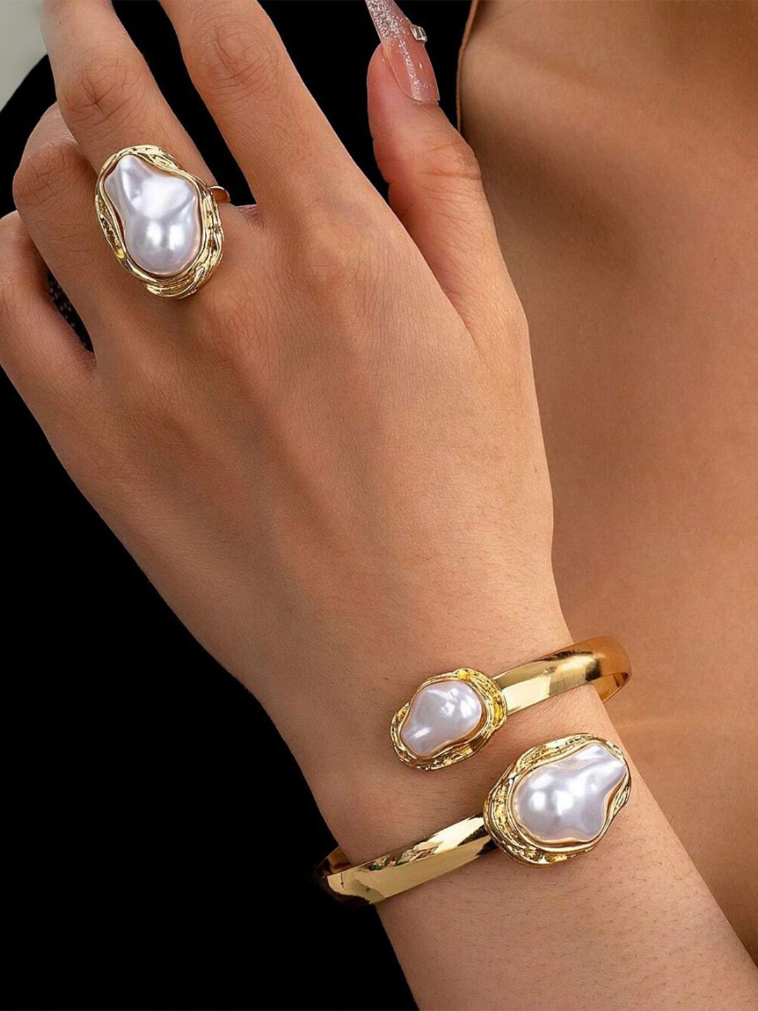 Gold-Plated Stone Studded Jewellery Set