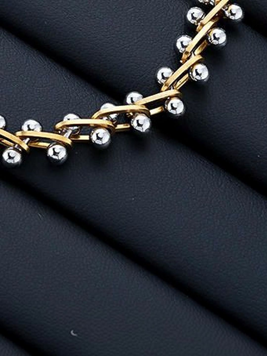 Men Handcrafted Gold-Plated Link Bracelet