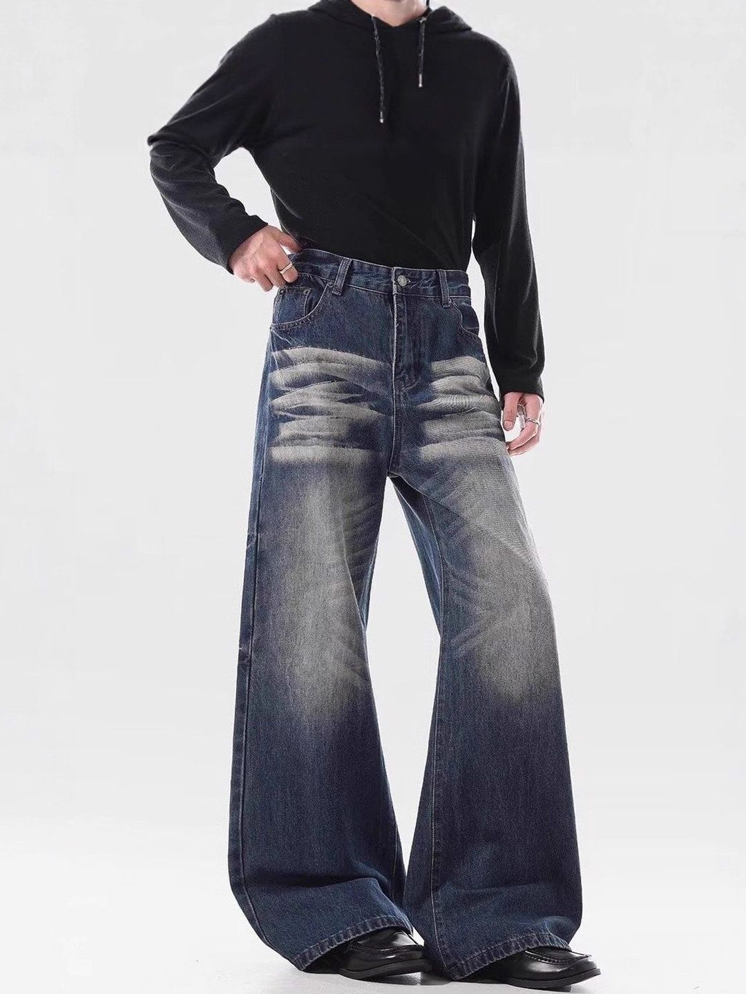 Men Wide Leg Mid-Rise Dark Jeans
