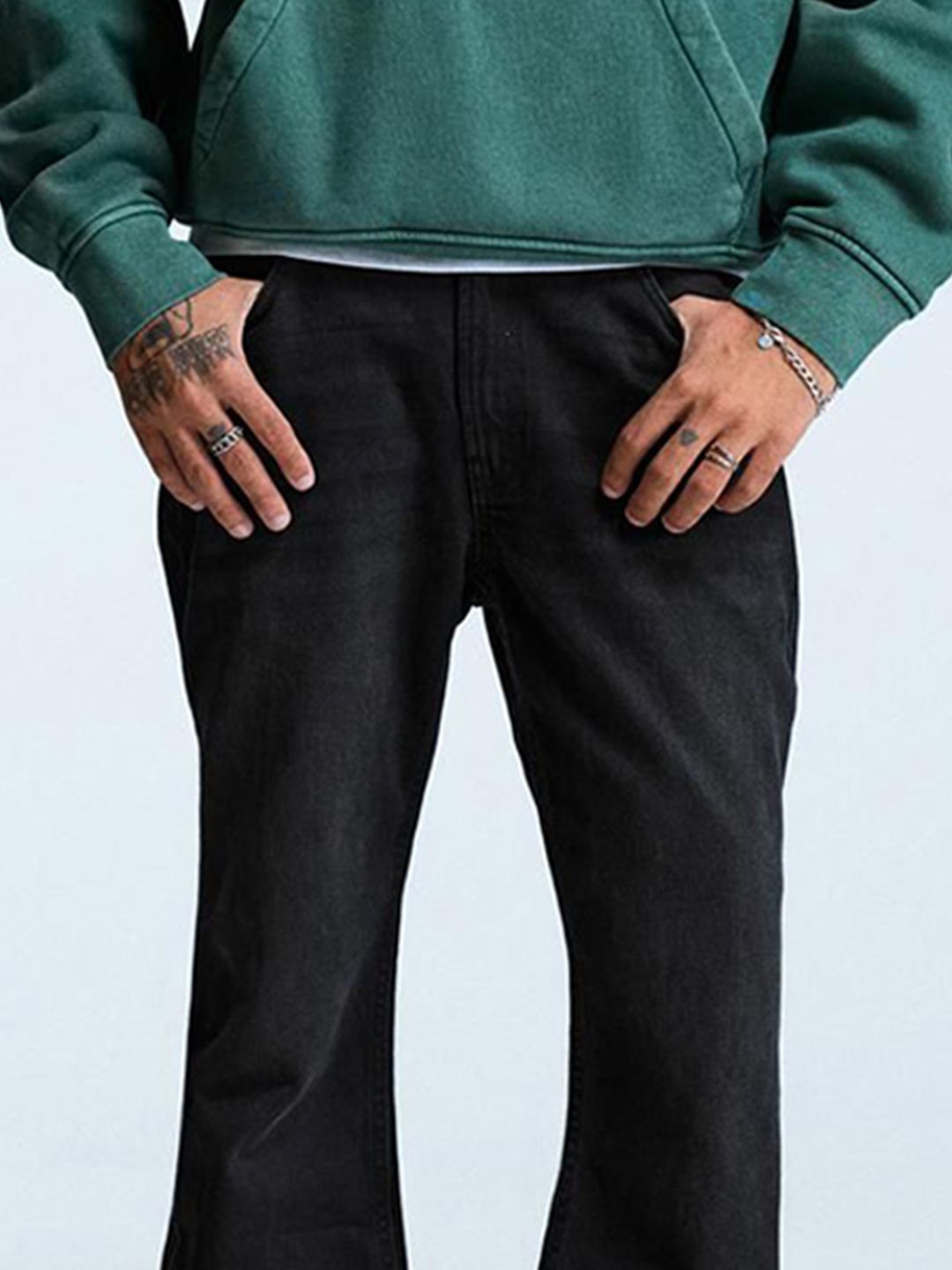 Straight-fit flared jeans