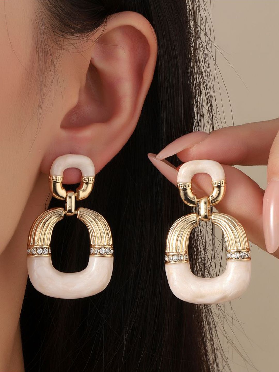 SALTY Pack of 2 Women Blush Luxury Gold Earring