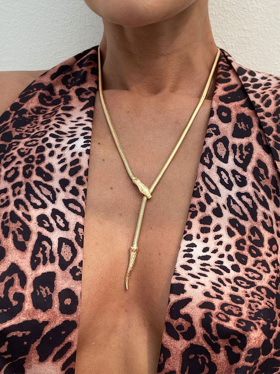 Gold-Plated Minimal Chain