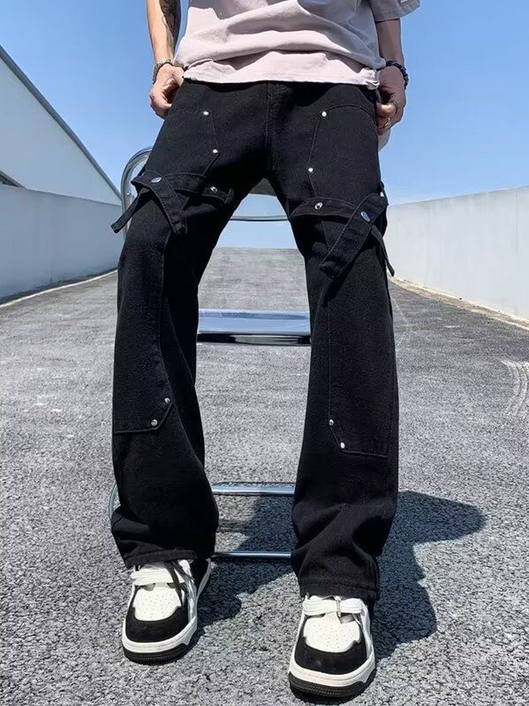 Men Wide Leg Mid-Rise Dark Jeans