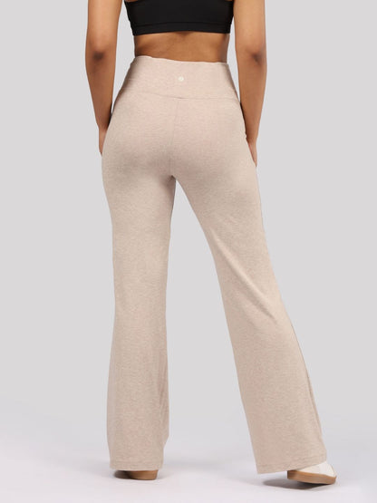 AirMelt Flare Pants Lite - Tall Flared Silhouette
