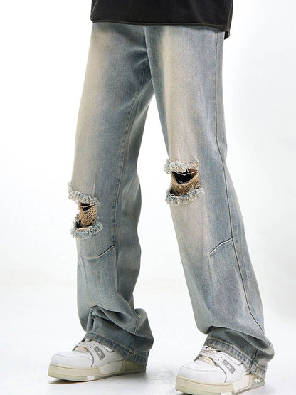 Men Relaxed Fit Slash Knee Light Fade Jeans