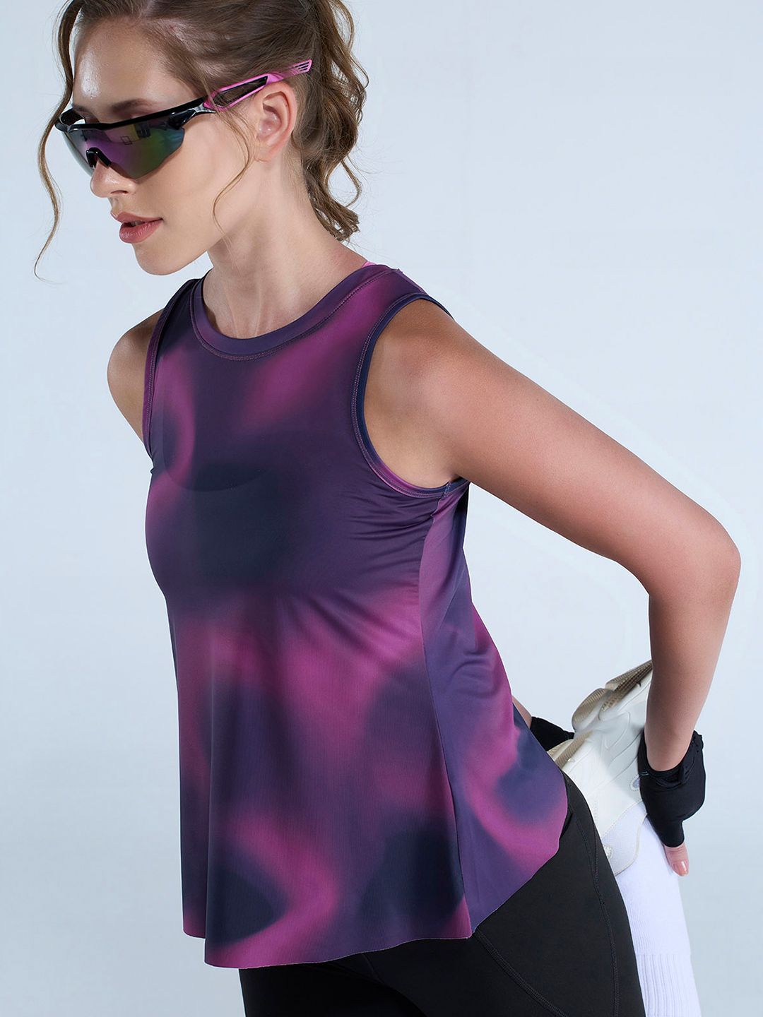 Purple Fluid Overlap Tank