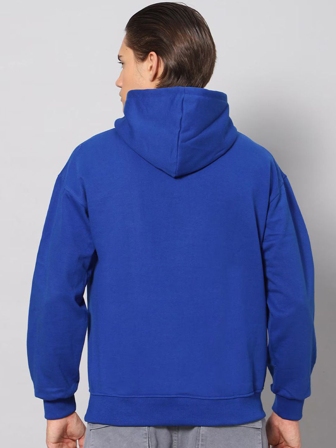 Men Solid Hooded Sweatshirt