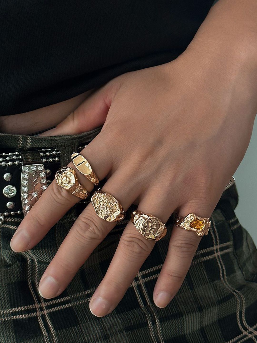 Men Pack of 5 Gold-Plated Stone Studded Finger Rings