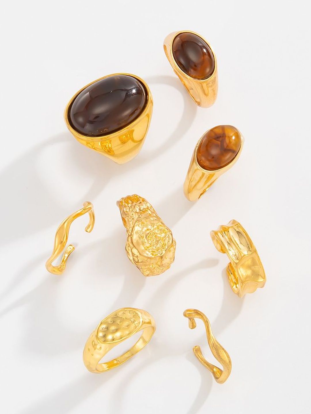 Set of 8 Gold-Plated Finger Ring