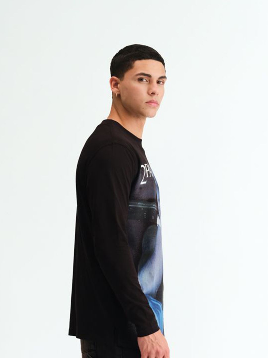 Men Printed Raw Edge T-shirt