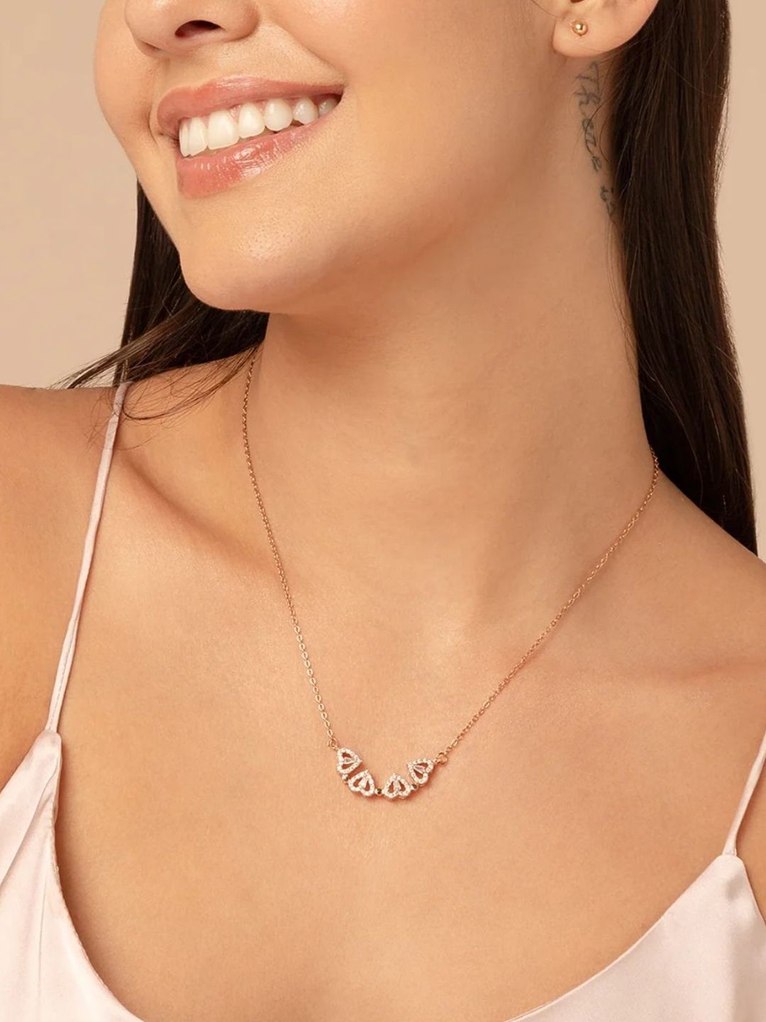 SALTY Linked Magnetic Clover & Gleam Kiss Jewellery set