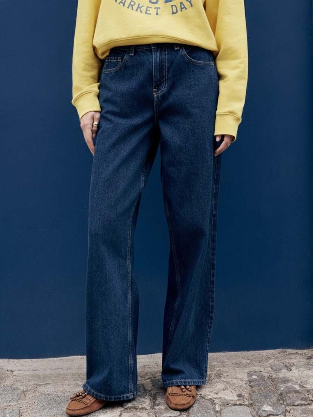Women Classic Wide Leg High-Rise Stretchable Jeans