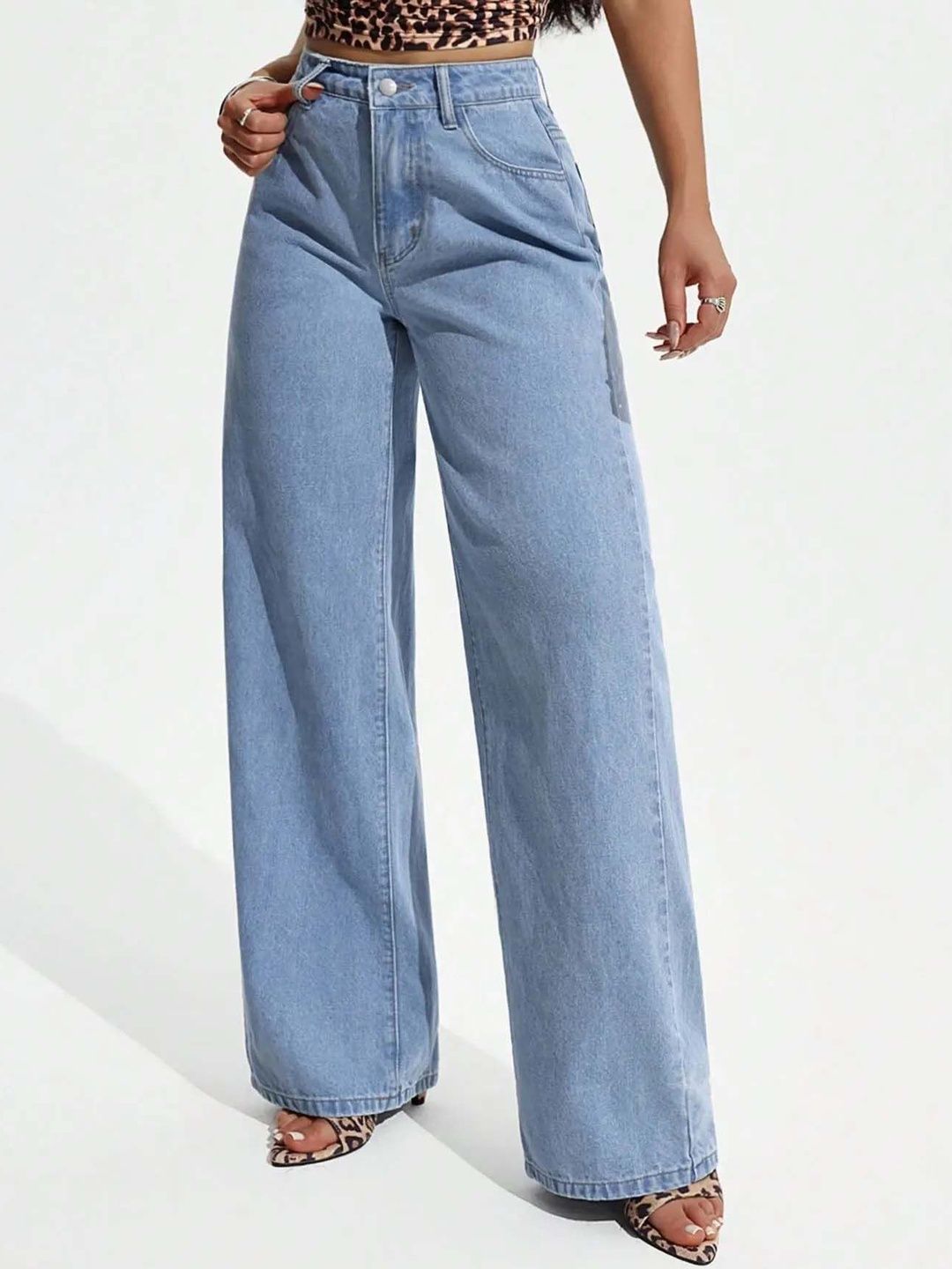 Women Wide Leg High-Rise Light Fade Jeans