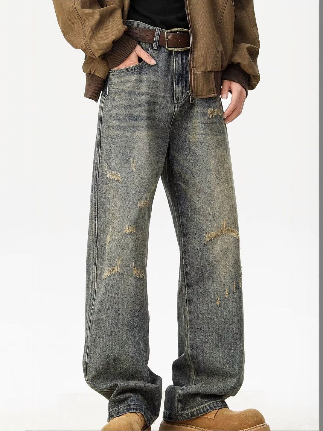 Men Wide Leg Mid-Rise Light Fade Jeans