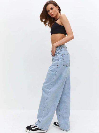 Women Relaxed Fit High-Rise Light Fade Jeans