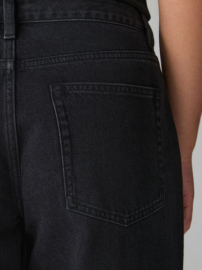 Women Classic Wide Leg Mid-Rise Light Fade Stretchable Jeans