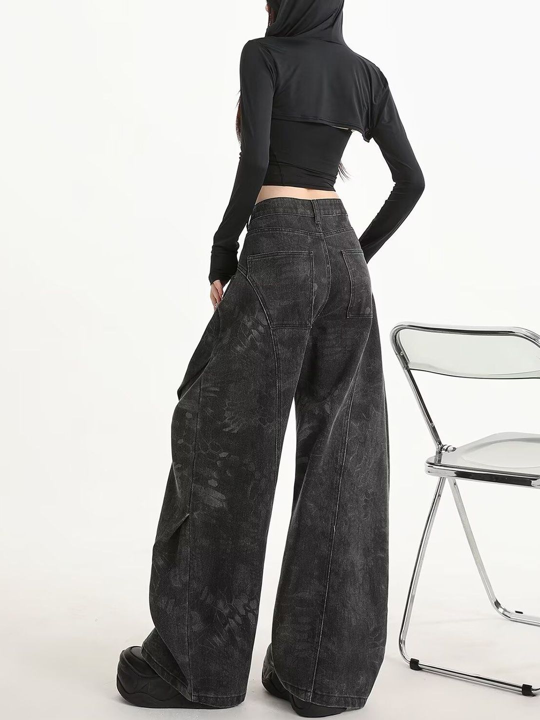 Women Flared Mid-Rise Light Fade Jeans