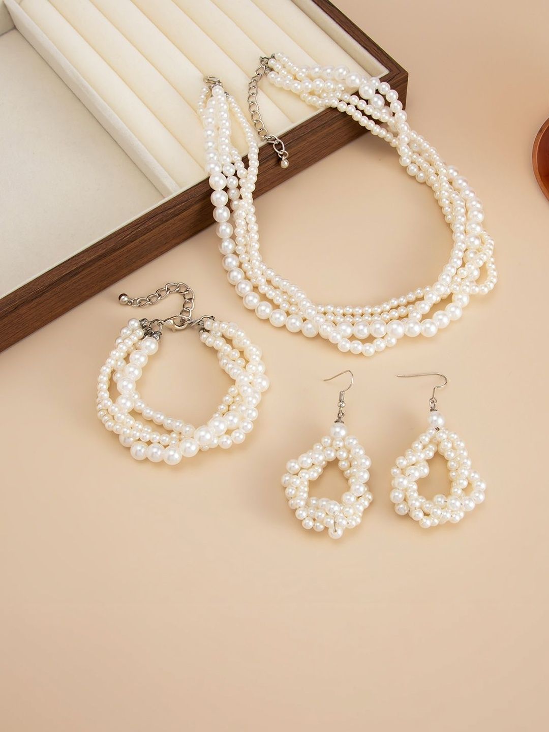 Beaded Jewellery Set