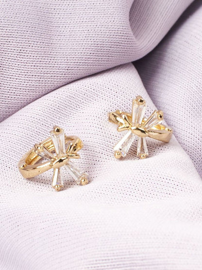 SALTY Artificial Stones Studded Contemporary Petal Glow Studs