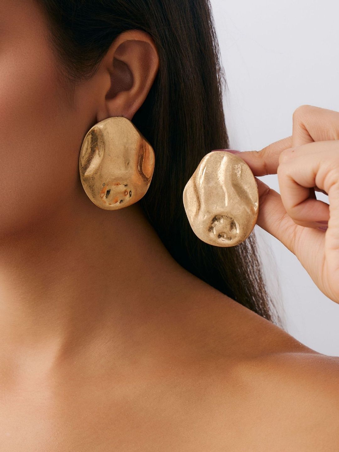 Women Gold-Plated Oval Studs Earrings