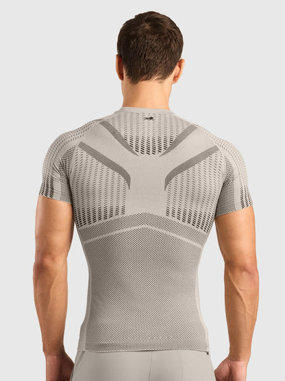 Men Abstract Printed Round Neck Seamless Compression T-shirt