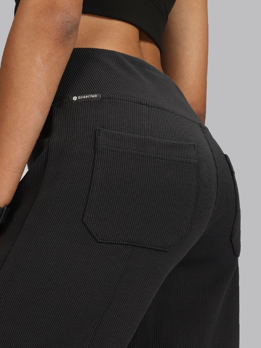 Women Relaxed High-Rise RibSupreme Wide Leg Regular Pants