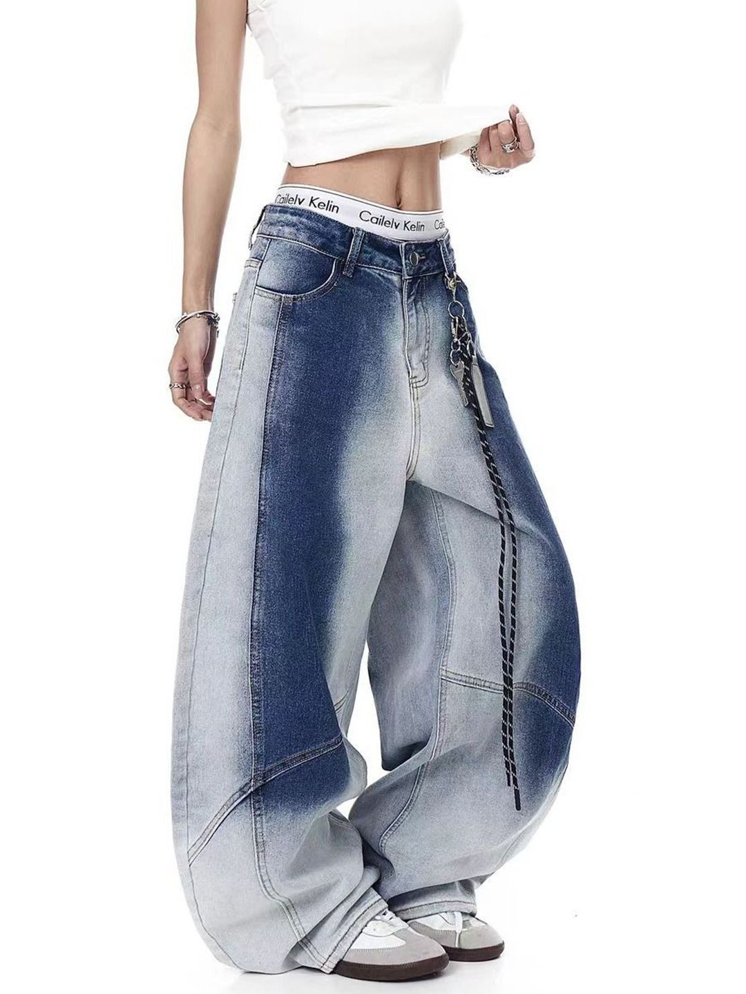 Women Wide Leg Mid-Rise Heavy Fade Jeans