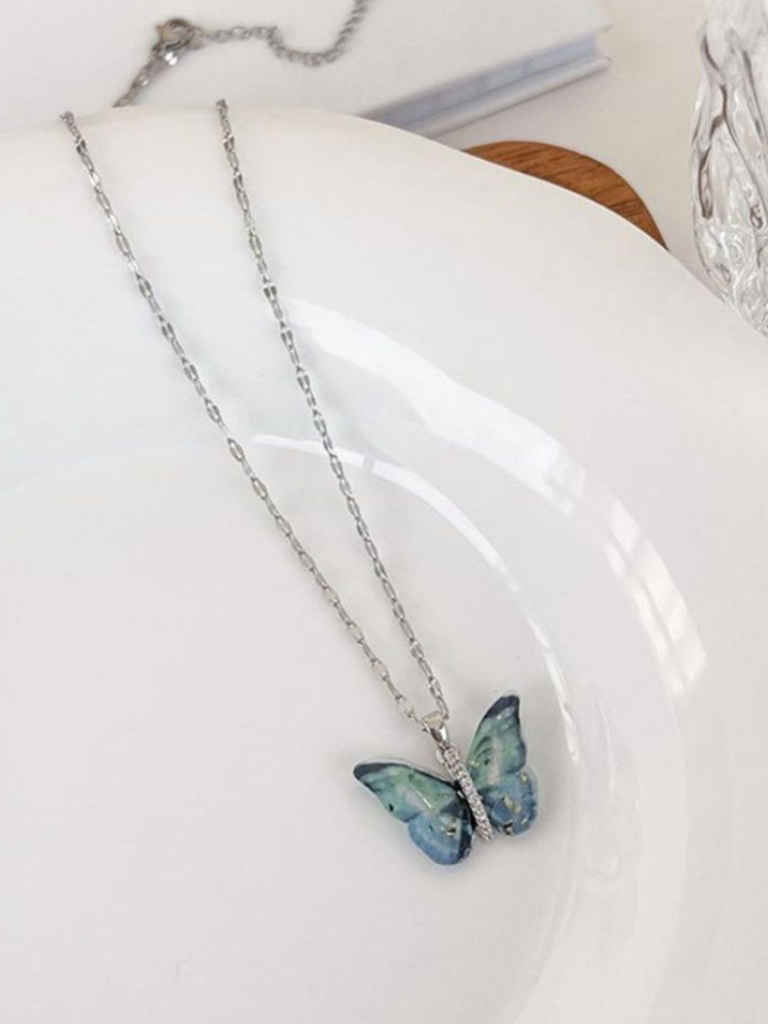 SALTY Silver Plated Stones Studded Butterfly Pendant Chain & Ring Jewellery Set