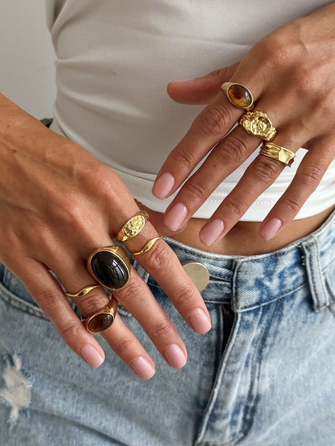 Set of 8 Gold-Plated Finger Ring