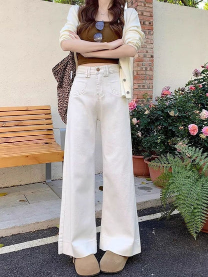 Women Relaxed Fit Mid-Rise Light Fade Jeans