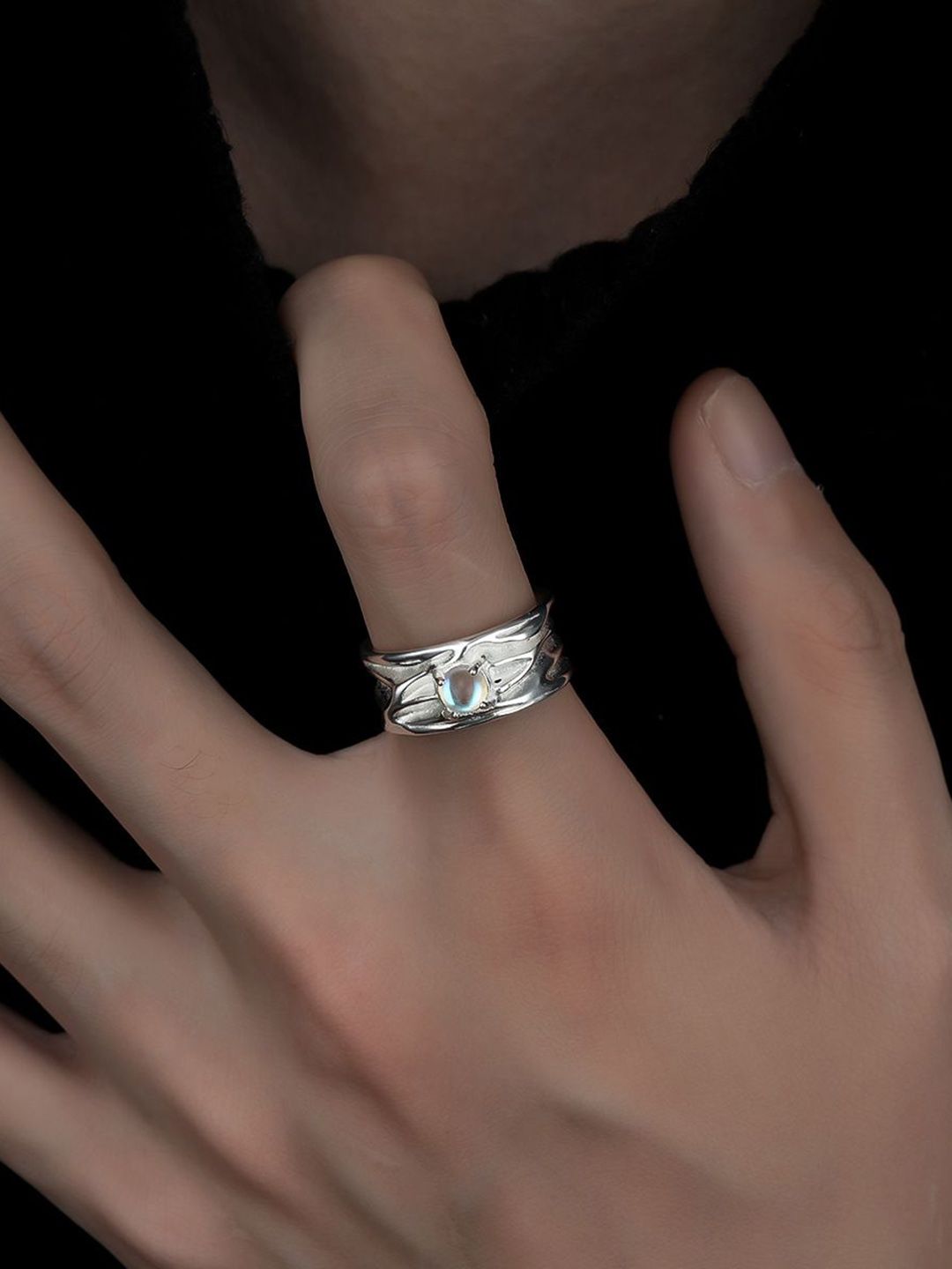 Men Silver-Plated Stone-Studded Textured Adjustable Finger Ring