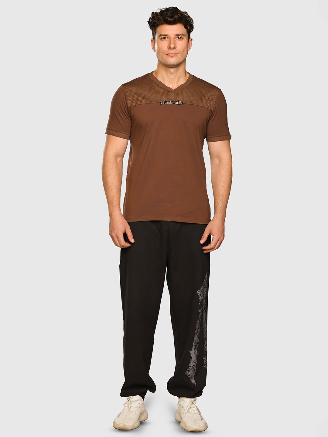 Men Printed V-Neck T-shirt
