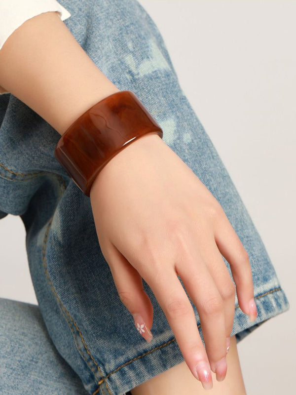 SALTY Honey Sculpted Bangle