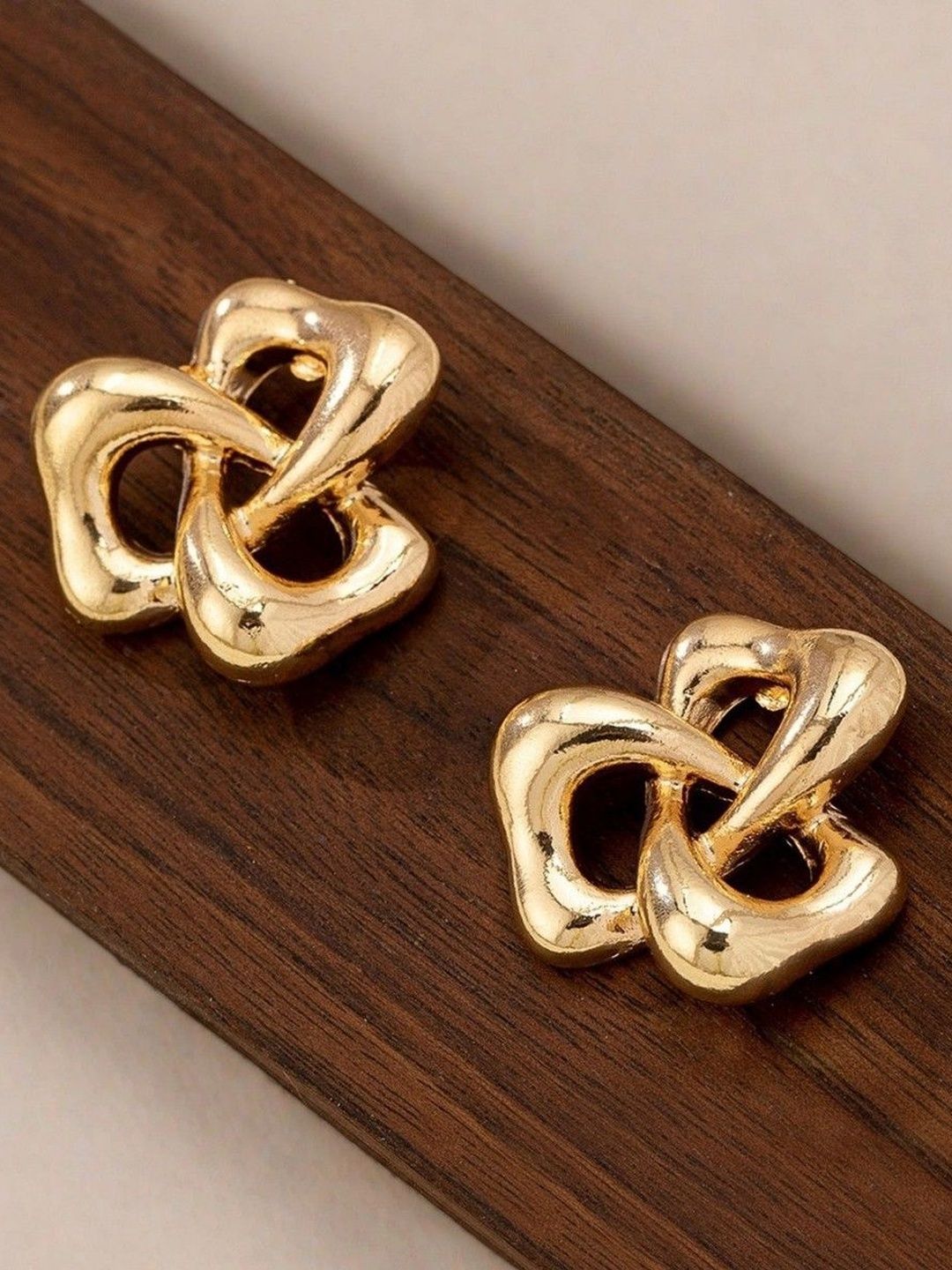 Classic Studs Earrings