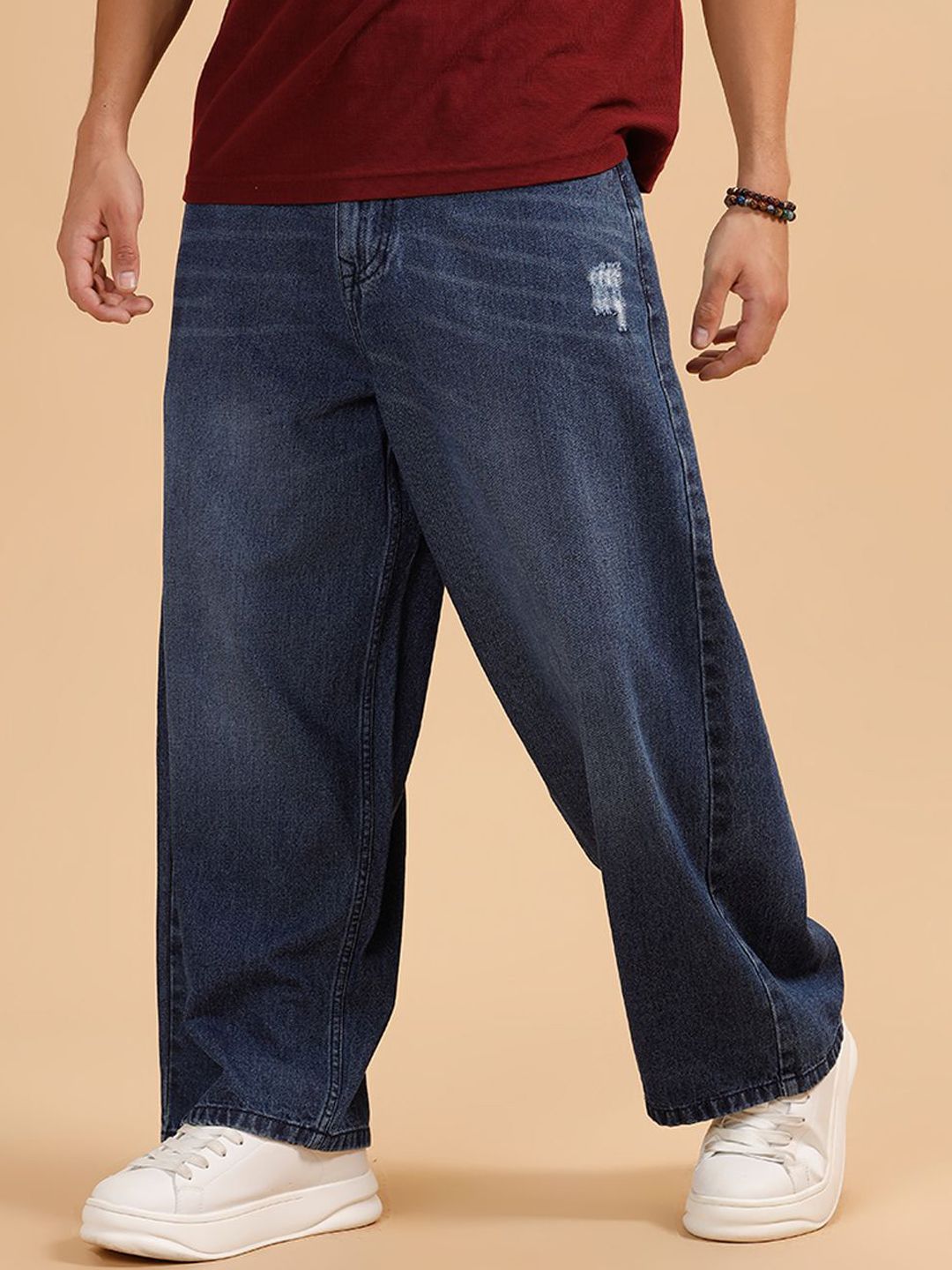 Men Cotton Comfort Mid-Rise Low Distress Light Fade Jeans